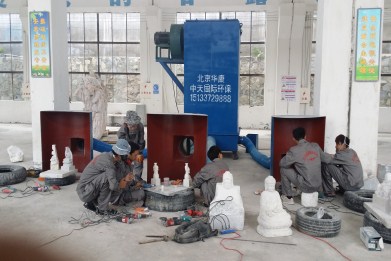 华康中天公司为河北保定曲阳花岗岩雕刻厂除尘器安装的单机移动式布袋除尘器